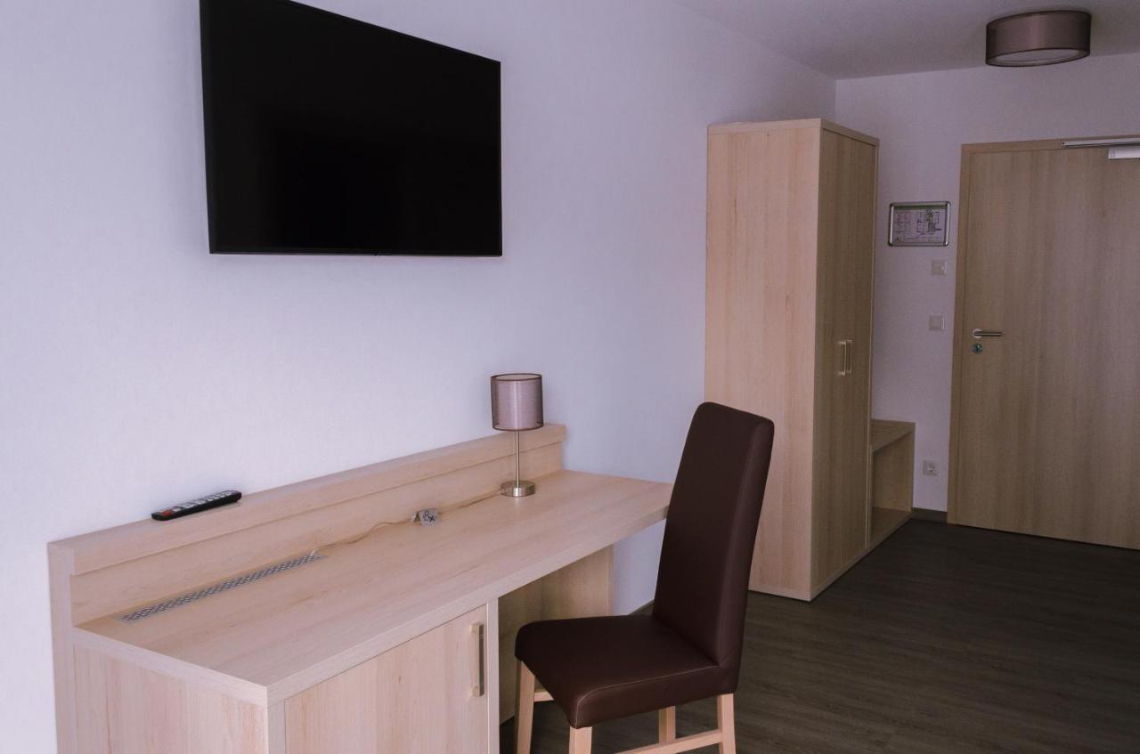 Glindower Alpen Pension Werder  Buitenkant foto